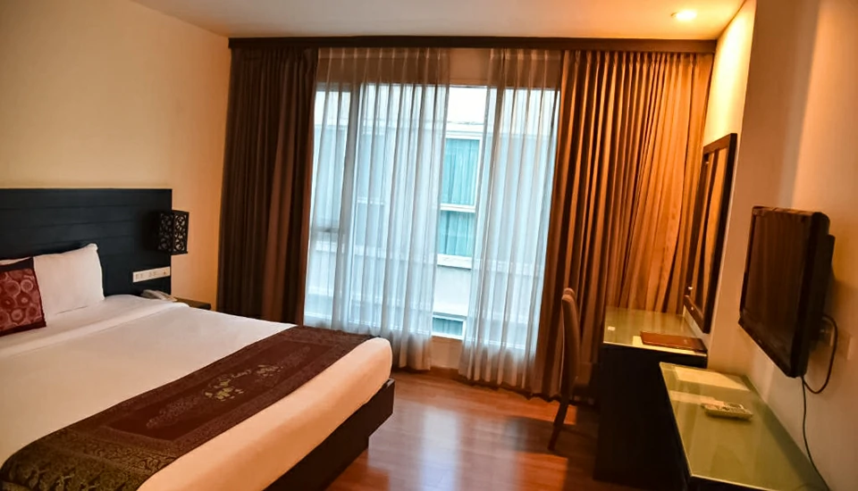 هتل باس سوئیتز نانا بانکوک